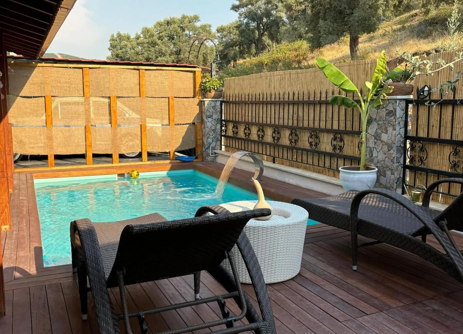 Milas-Bodrum Oezel Havuzlu Triplex Villa